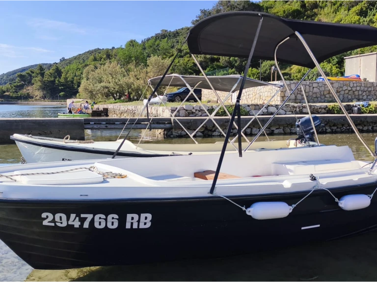 Noleggio Barca a motore a Supetarska Draga – Adria 500 Open
