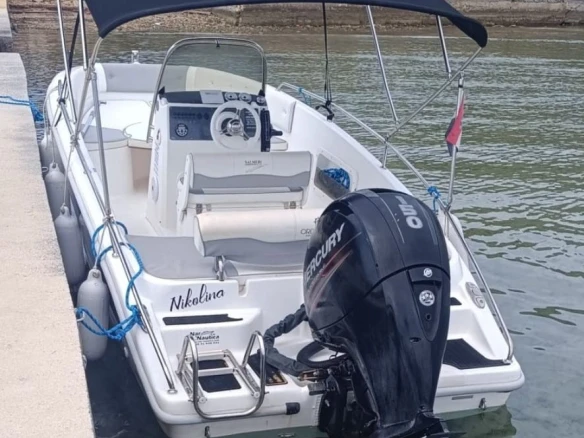 Noleggio barche Orizzonti Calipso 20 a Supetarska Draga su Samboat