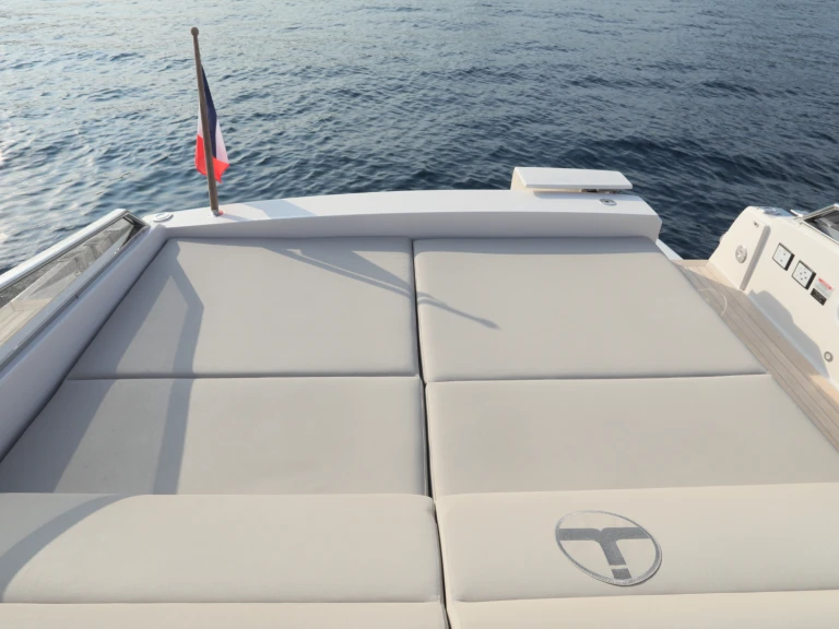 Noleggio a Saint-Tropez – Itama Itama 45 su SamBoat