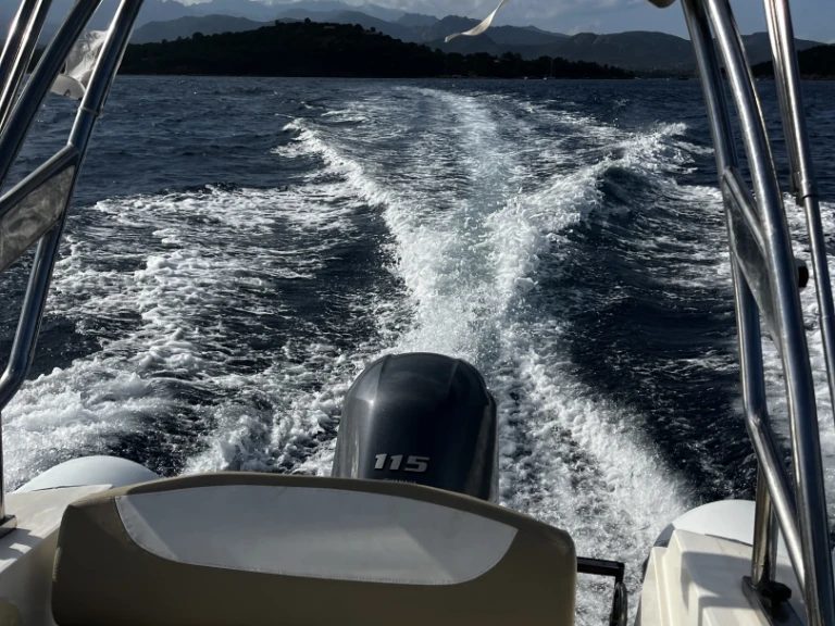 Noleggio a Porto-Vecchio – Capelli Capelli 600 su SamBoat