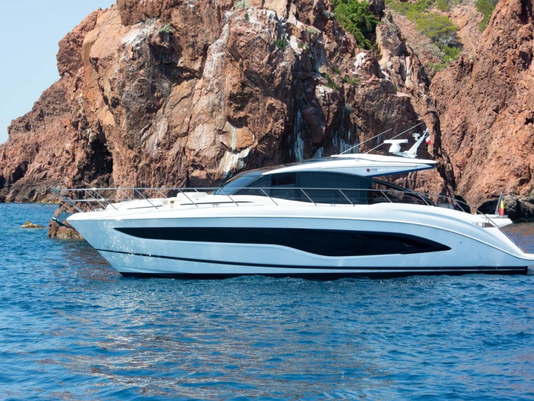 Noleggio Barca a motore con o senza skipper Princess a Cannes