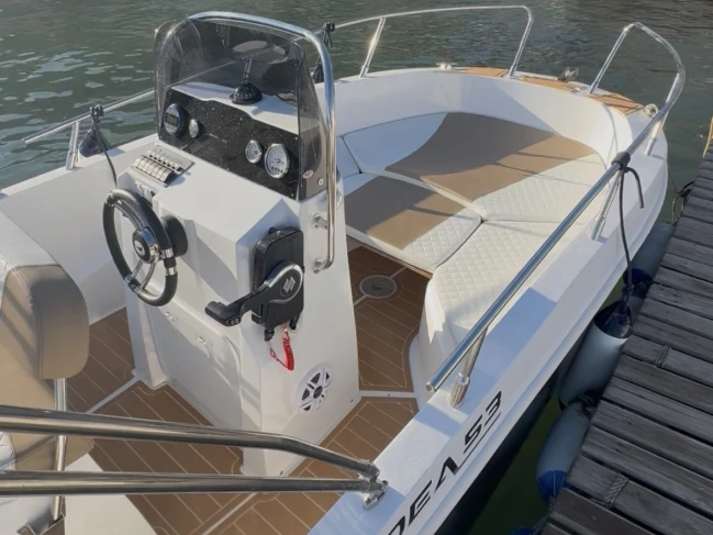 Noleggio barche Idea Marine Idea 53 a Salerno su Samboat