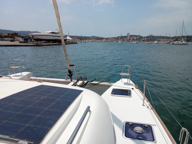 Noleggio a Port de Hyères (St Pierre) – Lagoon Lagoon 42 su SamBoat