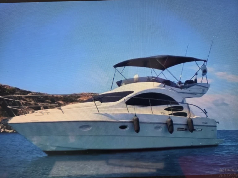 Noleggio Barca a motore Sealine con patente nautica