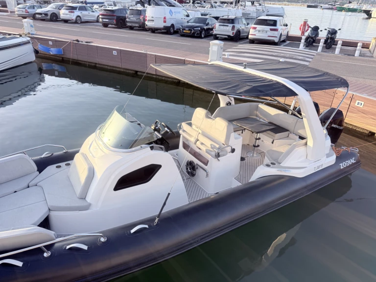 Noleggio Gommone Zodiac con patente nautica