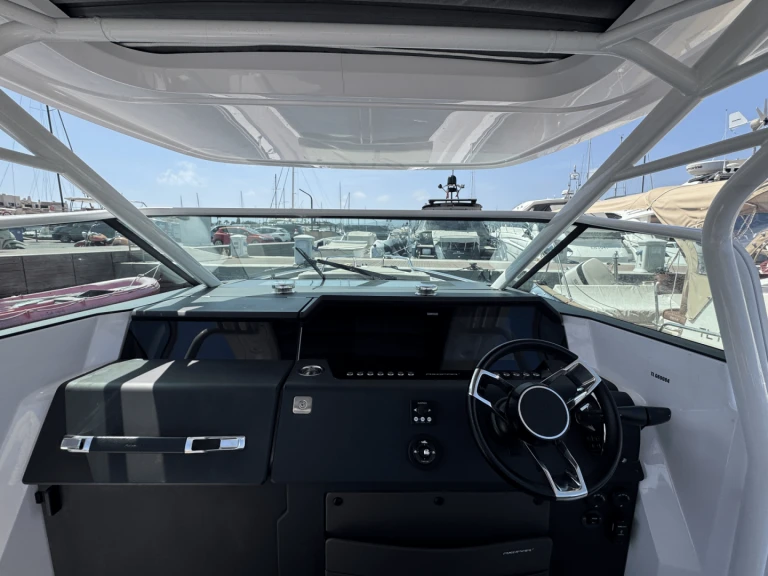 Noleggio Barca a motore a Port Cogolin – Axopar Axopar 37 Sun-Top