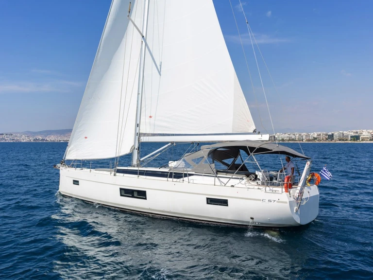Bavaria Bavaria C57 da affittare a  Álimos