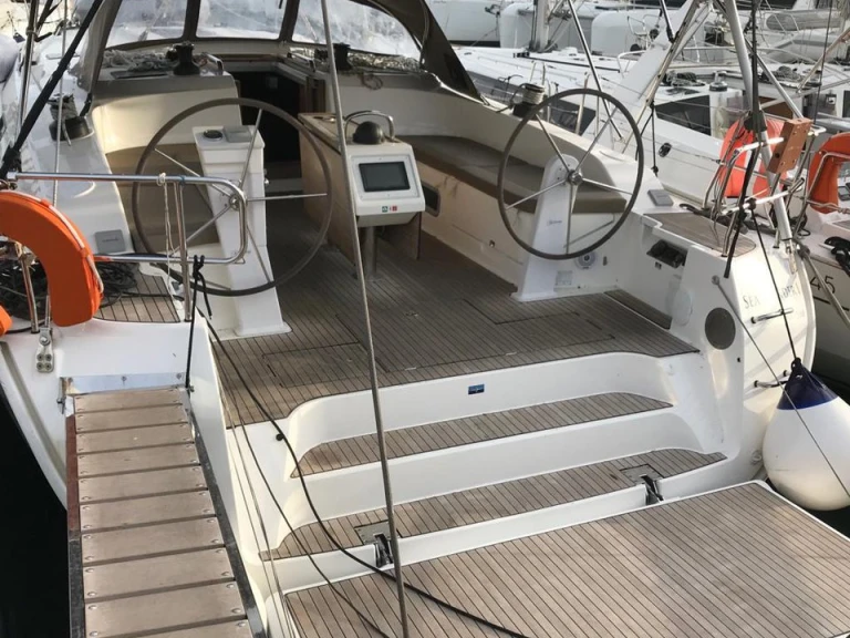 Noleggio Barca a vela con o senza skipper Bavaria a Álimos