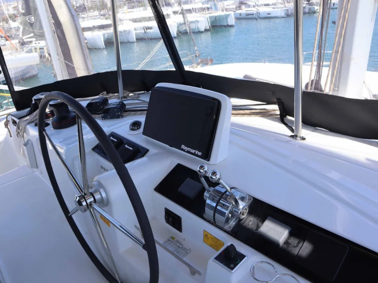 Noleggio Catamarano con o senza skipper Lagoon a Álimos