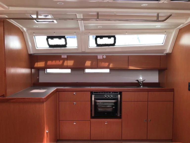 Bavaria Cruiser 46 da affittare a  Gouviá