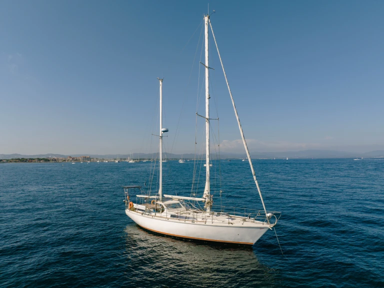 Noleggio Barca a vela Amel con patente nautica