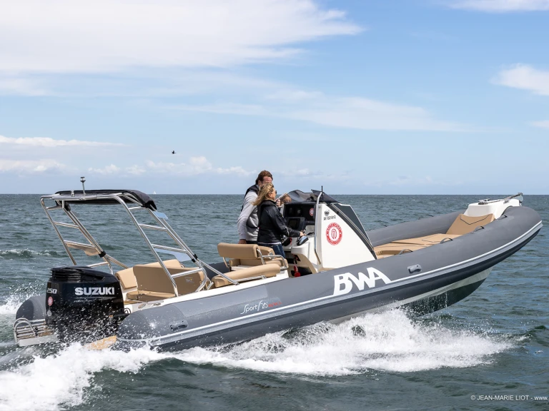 Bwa Sport 26 GTO da affittare a  La Trinité-sur-Mer