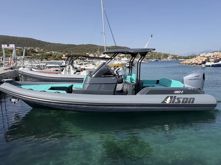 Noleggio a Porto Pollo – Alson Force 8 su SamBoat