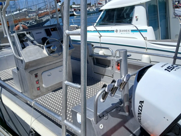 Noleggiare una Delavergne Exocet 7 a Les Sables-d'Olonne