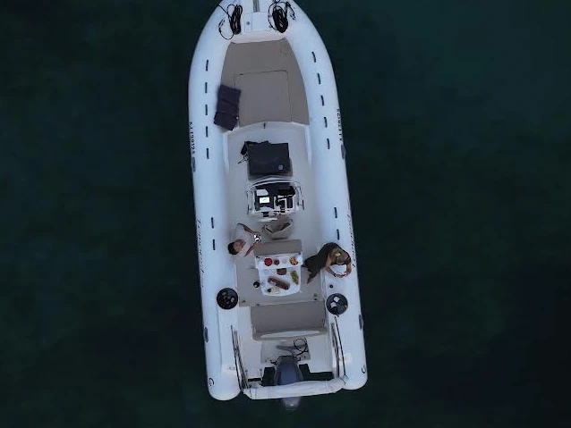 Gommone a noleggio a Porto-Vecchio al miglior prezzo