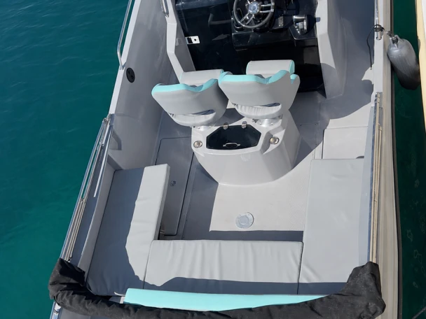 Noleggio Barca a motore a Spalato – Jeanneau Cap Camarat 7.5 CC Style