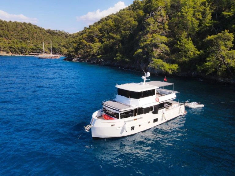Noleggio Barca a motore con o senza skipper Custom Made a Göcek