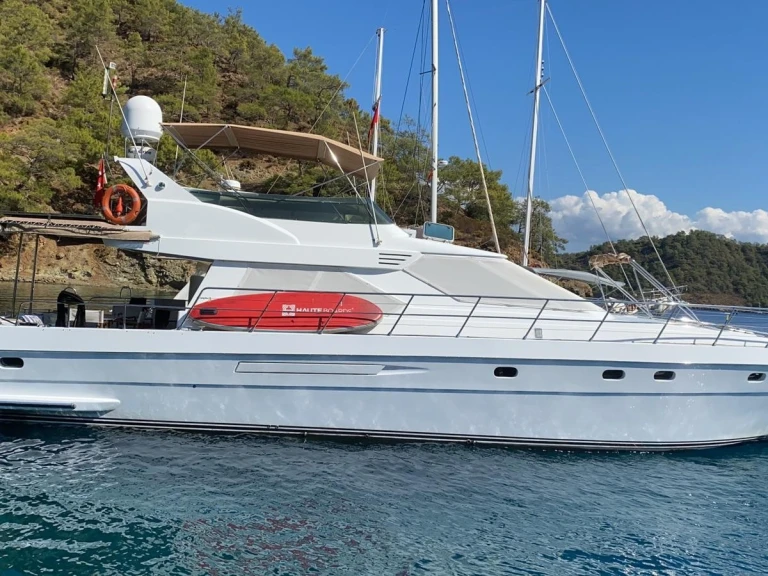 Noleggiare una Custom Made Custom made a Göcek