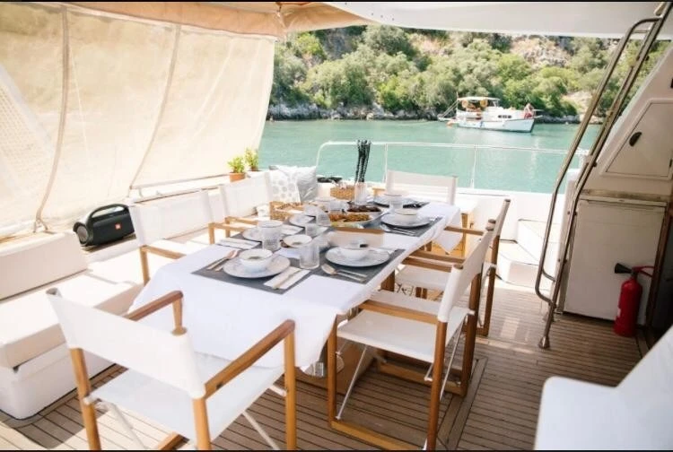Noleggio Barca a motore con o senza skipper Custom Made a Göcek