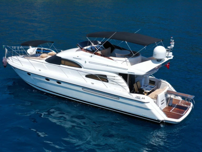 Noleggio Barca a motore con o senza skipper Custom Made a Göcek