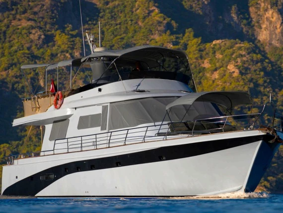 Noleggio Barca a motore con o senza skipper Custom Made a Göcek