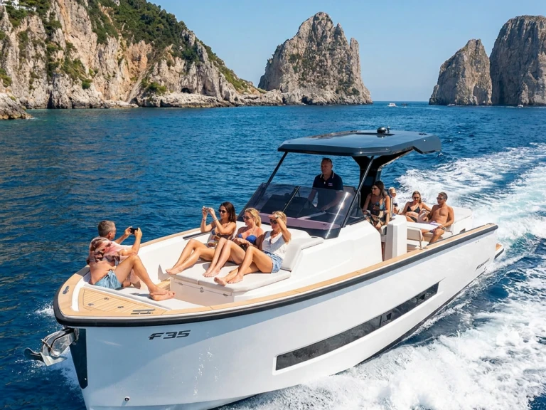 Noleggio Barca a motore a Sorrento – Gozzo Libeccio 32WA