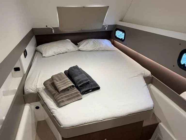 Noleggio barche Bali Bali 4.3 a Rada di Napoli su Samboat