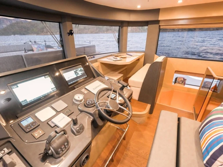 Noleggio Barca a motore Custom Made con patente nautica