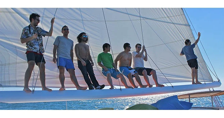 Catamarano a noleggio a Cruz de Huanacaxtle al miglior prezzo
