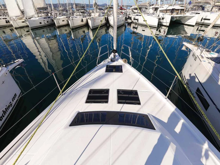 Noleggio Barca a vela con o senza skipper Dufour a Trogir