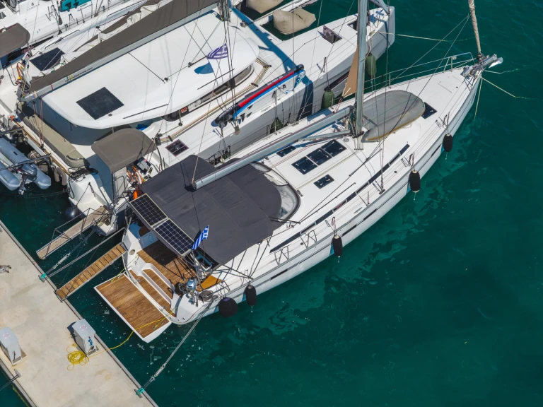 Bavaria Cruiser 45 da affittare a  Ligia