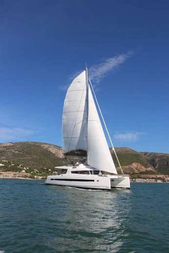Noleggio Catamarano a Parham Town – Bali Bali 5.4