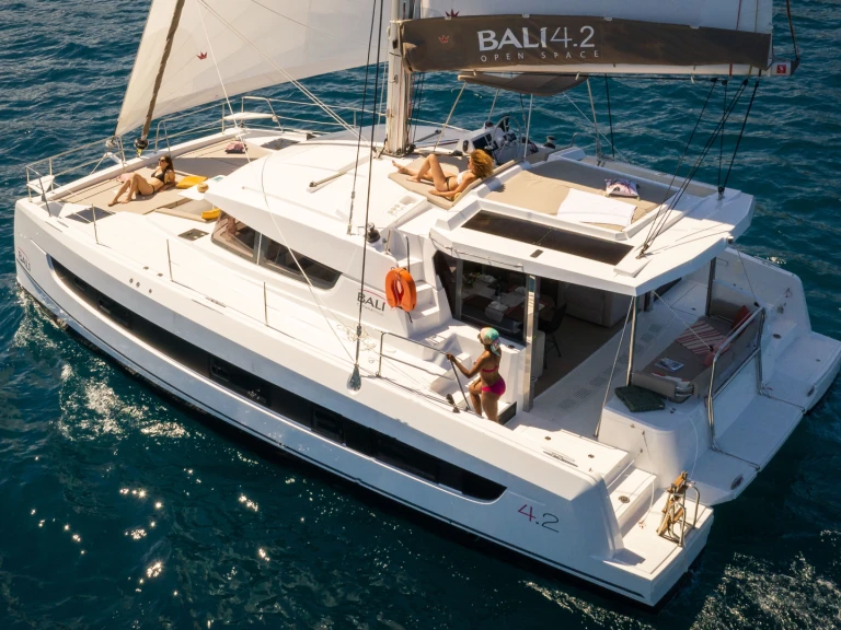 Noleggiare una Bali Bali 4.2 a Saint-Mandrier-sur-Mer