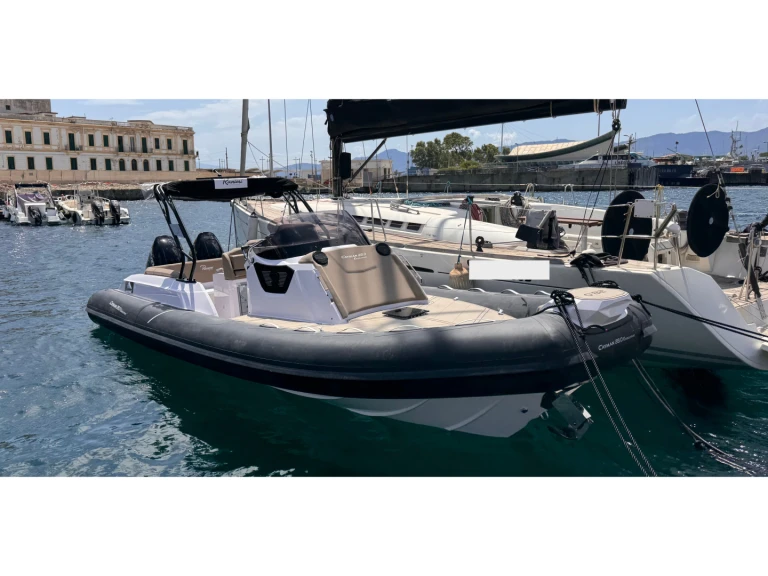 Noleggio Barca a motore a Reggio Calabria – Ranieri Ranieri Cayman 28.0 Executive