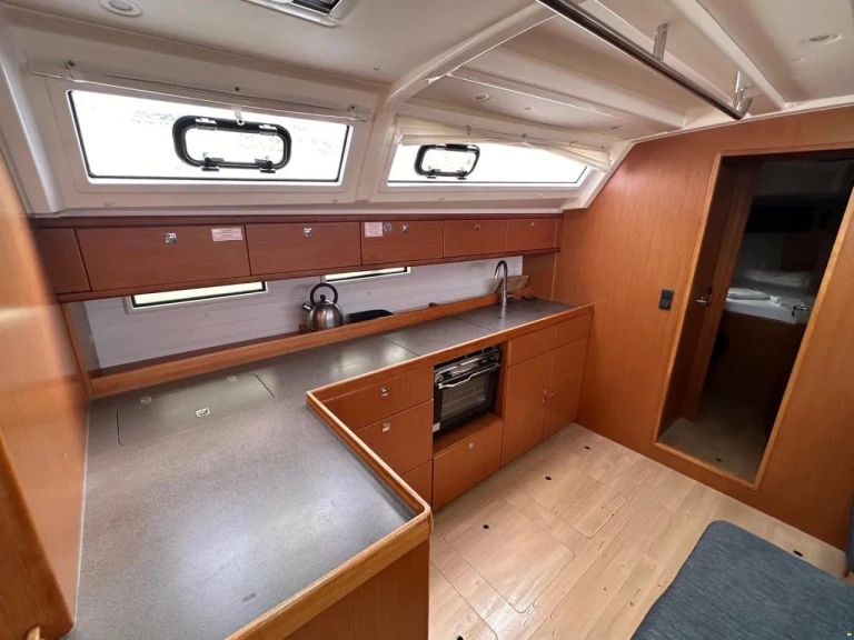Noleggio Barca a vela a Isola – Bavaria Cruiser 46