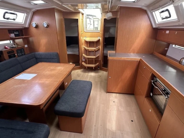 Noleggio barche Bavaria Cruiser 46 a Isola su Samboat