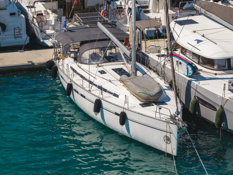 Noleggiare una Bavaria Cruiser 45 a Ligia