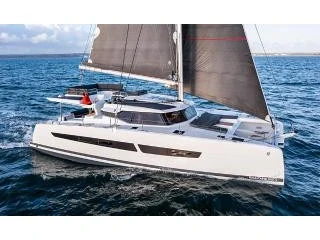 Noleggio Catamarano con o senza skipper Fountaine Pajot a Álimos