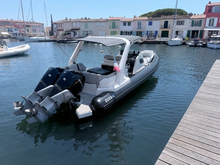 Zodiac Medline 9 da affittare a  Port Cogolin