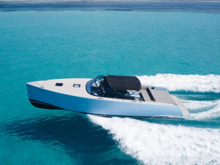 Noleggio Yacht di lusso VanDutch con patente nautica