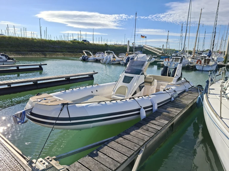 Noleggio Gommone Tiger con patente nautica