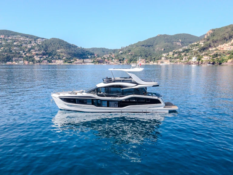 Noleggiare una Gaelon 560 fly a Saint-Raphaël