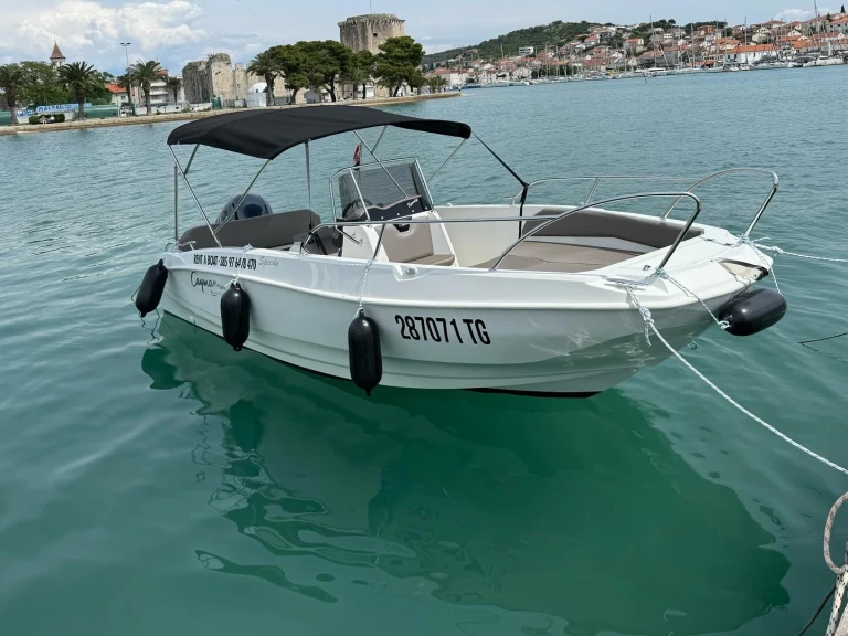 Noleggio a Trogir – speedy Cayman 585 su SamBoat