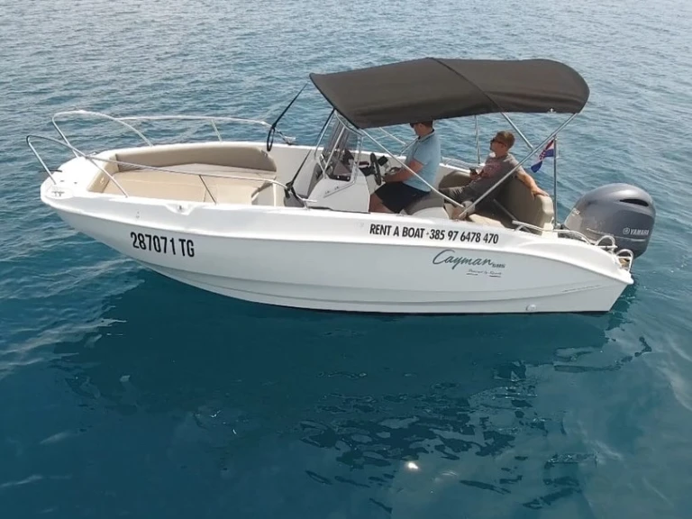 Noleggio Barca a motore a Trogir – speedy Cayman 585