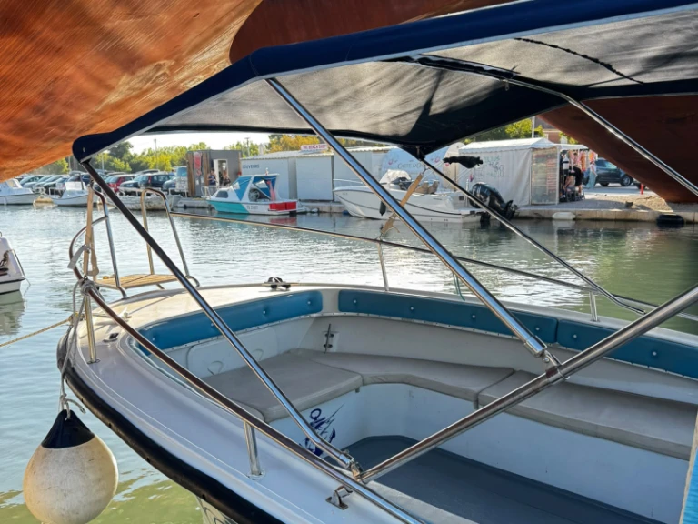 Noleggio barche Trogir economico Ski Nautique 196