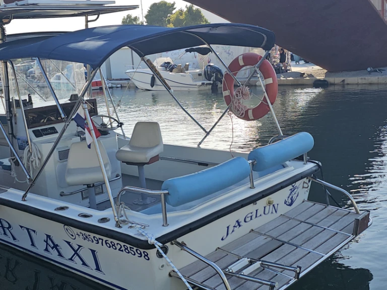 Noleggio barche Nautique Correct Craft Ski Nautique 196 a Trogir su Samboat