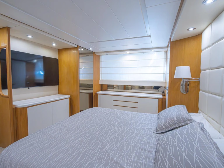 Noleggio Yacht di lusso con o senza skipper Sanlorenzo a Capri