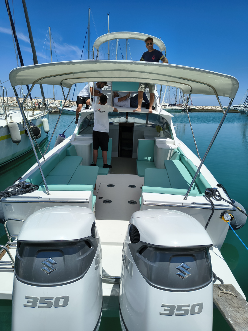 Noleggio a Porto Pozzo – Bertram 31 su SamBoat