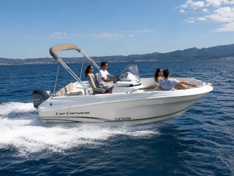 Noleggio Barca a motore con o senza skipper Jeanneau a Hendaye