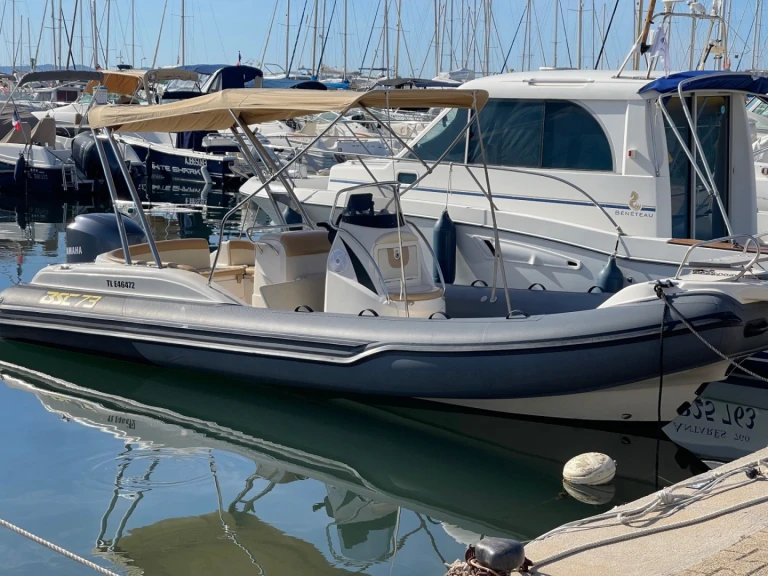 Gommone a noleggio a Hyères al miglior prezzo